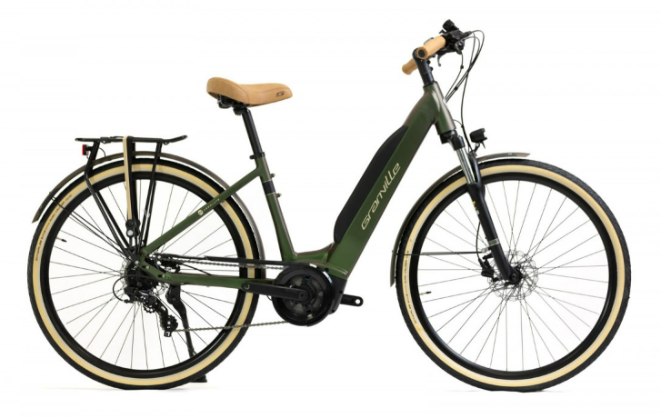   E-ABSOLUTE 34/35 - E-ABSOLUTE 34+/35+